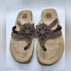Earth Spirit Brown and Cream Leather Sandals with Floral Accents Sz 7/38